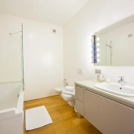 Apartament Fronte *